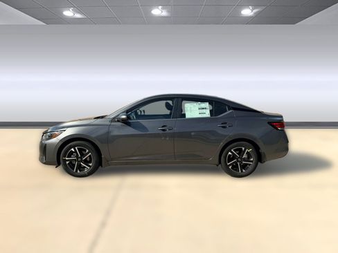 New 2025 Nissan Sentra SV image 2