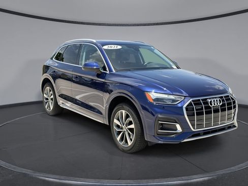 Used 2021 Audi Q5 2.0T Premium Plus w/ Premium Plus Package AWD/4WD image 12