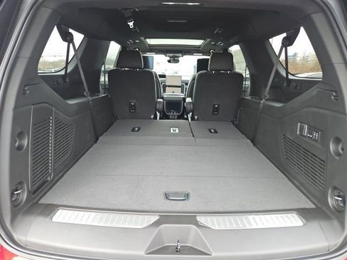 New 2026 GMC Yukon XL AT4 Ultimate w/ LPO, Floor Liner Package image 22