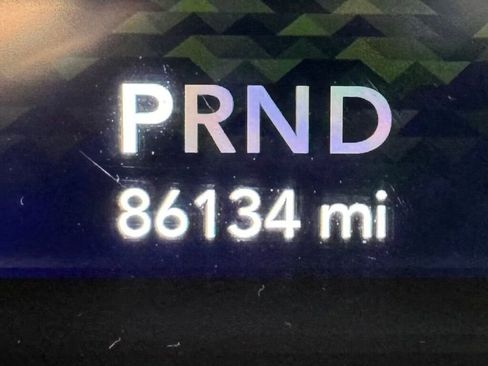 Used 2022 Jeep Wrangler Unlimited Sahara w/ Cold Weather Group image 23