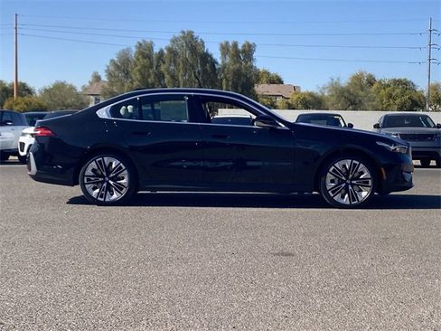 New 2025 BMW 530i 530i image 5