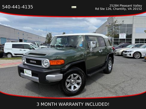 Used 2014 Toyota FJ Cruiser 4WD w/ Upgrade Package image 1