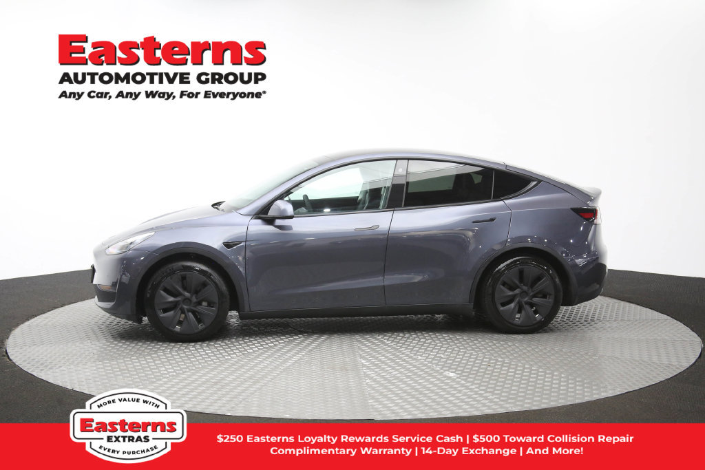 Used 2022 Tesla Model Y Long Range AWD/4WD image 55