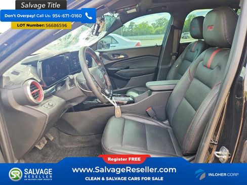 Used 2024 Chevrolet Trax RS w/ Sunroof Package FWD image 9