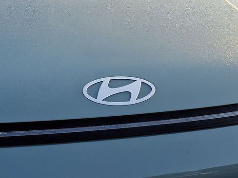 Used 2024 Hyundai Kona SEL AWD/4WD image 8