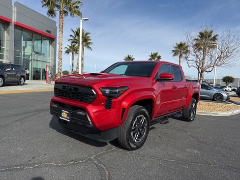 Used 2026 Toyota Tacoma TRD Sport image 2