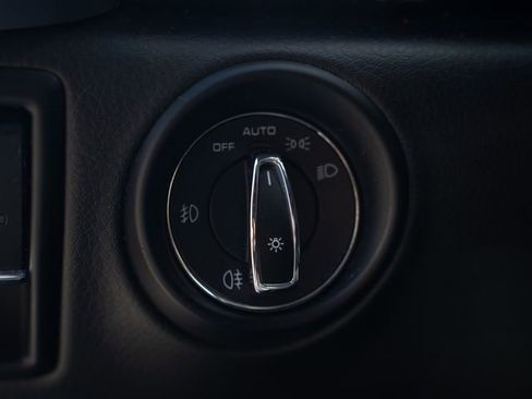 Certified 2017 Porsche Cayenne Platinum Edition AWD/4WD image 29