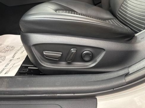 Used 2023 Toyota Camry SE FWD image 32
