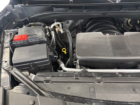 Used 2024 GMC Yukon XL Denali image 30