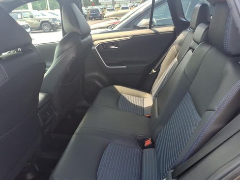 Used 2021 Toyota RAV4 XSE AWD/4WD image 8