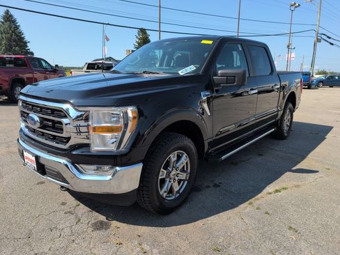 Used 2022 Ford F150 XLT w/ XTR Package AWD/4WD image 2
