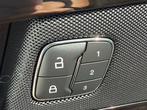 Used 2021 Lincoln Nautilus Reserve w/ Equipment Group 201A AWD/4WD image 7