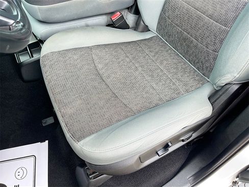 Used 2019 RAM 1500 Big Horn image 18