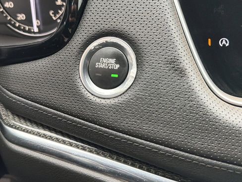 Certified 2023 Cadillac XT5 Sportv image 32