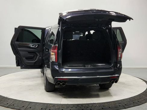 Used 2023 Chevrolet Tahoe Premier AWD/4WD image 14