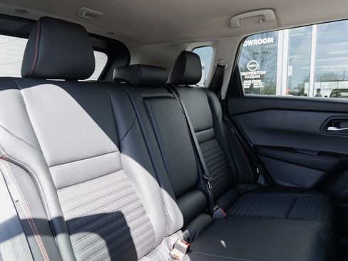 New 2026 Nissan Rogue SV AWD/4WD image 25