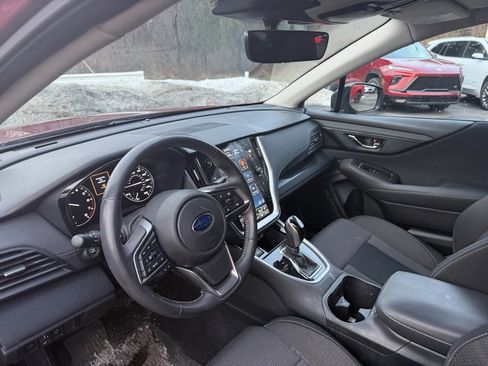 Used 2024 Subaru Outback Premium w/ Popular Package #1A image 8