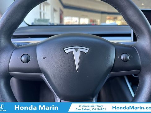 Used 2020 Tesla Model 3 Standard Range Plus image 27