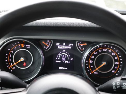 Used 2022 Jeep Wrangler Unlimited Sport AWD/4WD image 19
