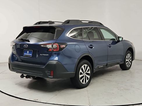 Used 2020 Subaru Outback Premium w/ Popular Package #1 AWD/4WD image 6