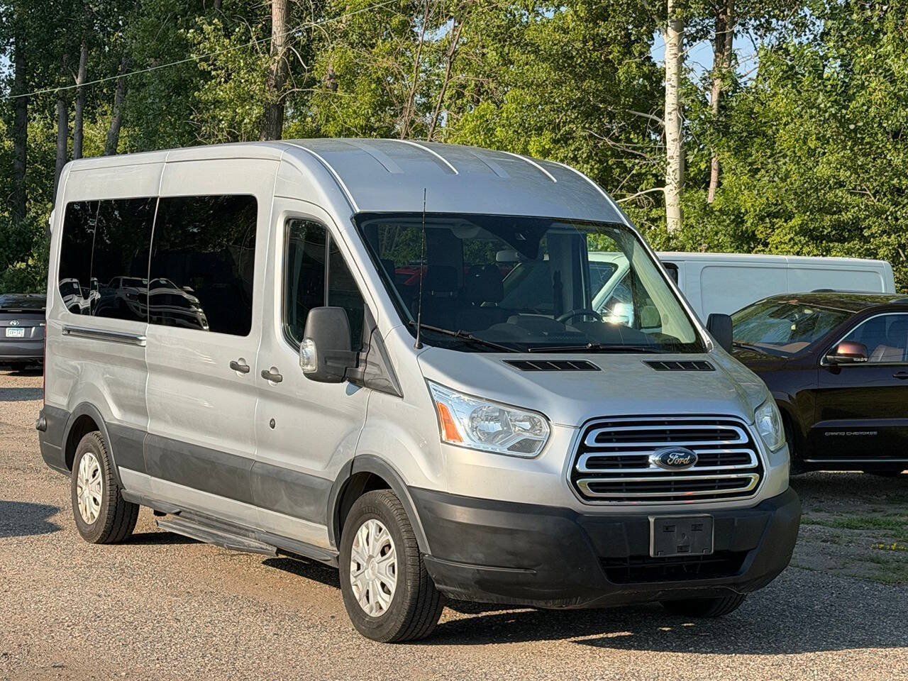 Used 2018 Ford Transit 350 XLT RWD image 1