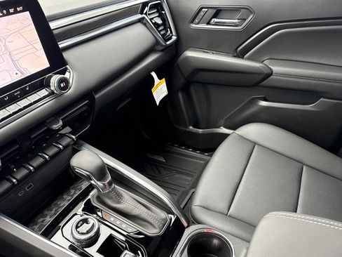 New 2026 GMC Canyon Elevation w/ Convenience Package image 23