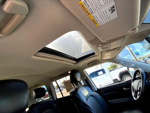 Used 2022 INFINITI QX80 Luxe image 13