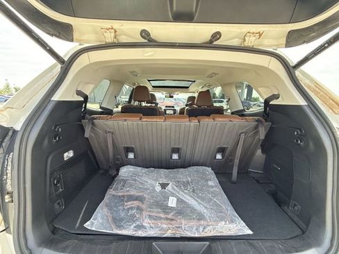 Used 2022 Subaru Ascent Touring w/ Popular Package #2A image 25