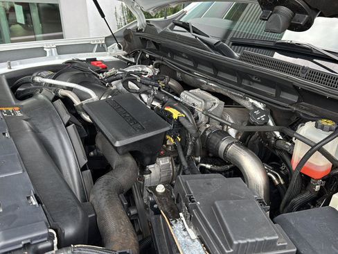 Used 2021 GMC Sierra 2500 AT4 w/ Gooseneck/5TH Wheel Package image 31