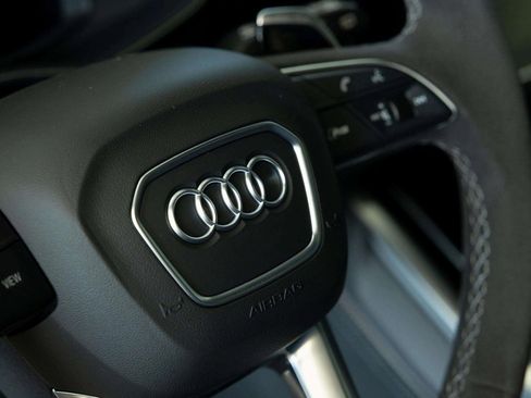 Used 2025 Audi RS Q8 performance image 15