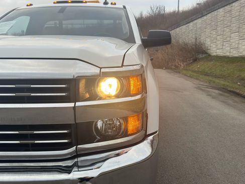 Used 2018 Chevrolet Silverado 2500 W/T w/ WT Convenience Package image 10