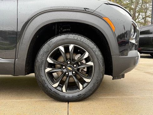 Used 2022 Chevrolet TrailBlazer LT w/ Convenience Package AWD/4WD image 8
