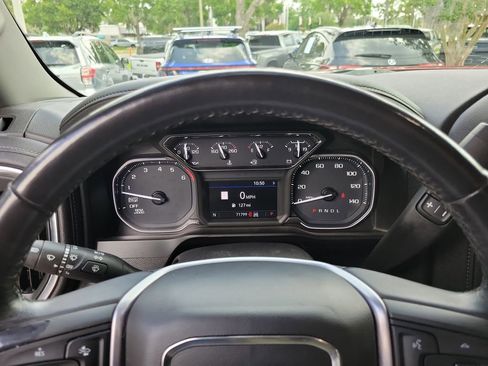Used 2020 GMC Sierra 1500 SLT AWD/4WD image 26