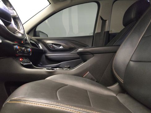 Used 2019 GMC Terrain SLT w/ Preferred Package FWD image 17