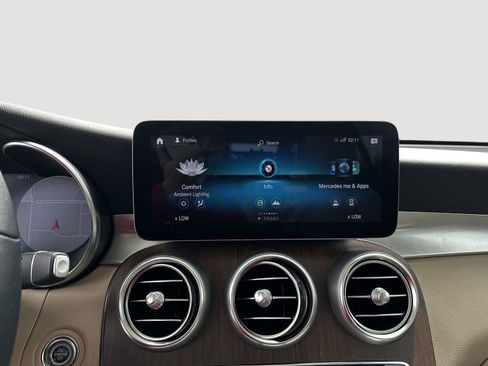 Used 2022 Mercedes-Benz GLC 300 4MATIC image 14