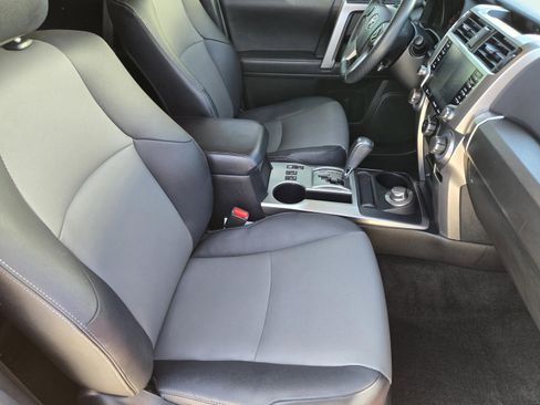 Used 2022 Toyota 4Runner SR5 Premium w/ Moonroof Package image 7