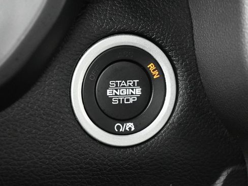 Used 2019 RAM 1500 Big Horn image 17