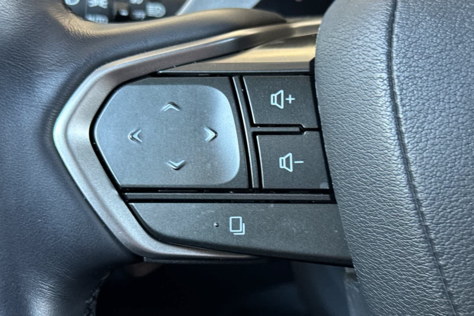 Certified 2024 Lexus RX 450h AWD w/ Convenience Package image 27