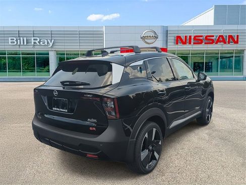 New 2025 Nissan Kicks SR w/ SR Premium Package image 4
