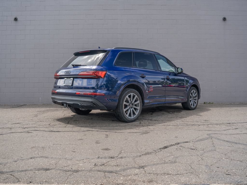 Certified 2023 Audi Q7 2.0T Premium Plus w/ Premium Plus Package AWD/4WD image 7