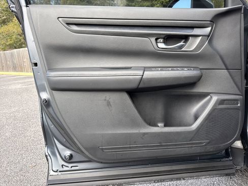 Used 2024 Honda CR-V LX image 13