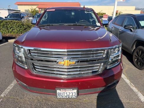 Used 2020 Chevrolet Suburban Premier image 11