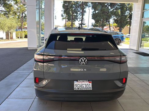Certified 2023 Volkswagen ID.4 Pro RWD image 4