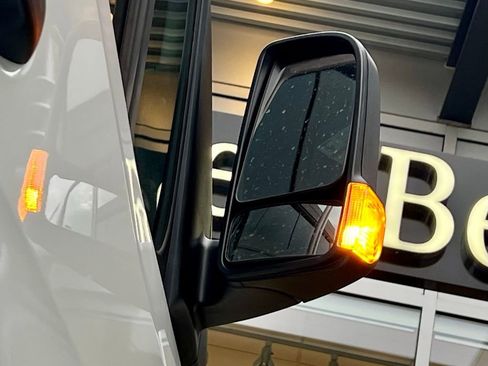 Used 2025 Mercedes-Benz Sprinter 2500 image 30