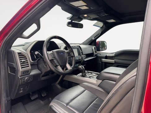 Used 2019 Ford F150 Raptor w/ Equipment Group 802A Luxury AWD/4WD image 9