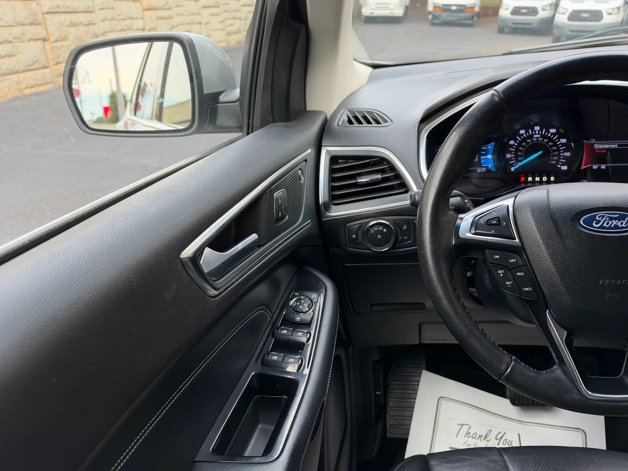 Used 2019 Ford Edge Titanium FWD image 19