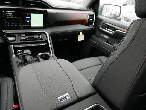 New 2026 GMC Sierra 1500 Denali AWD/4WD image 13