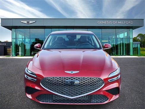 Used 2023 Genesis G70 2.0T image 2