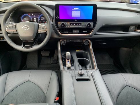 New 2026 Toyota Grand Highlander MAX Platinum image 15