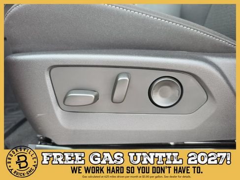 New 2026 GMC Canyon Elevation w/ Convenience Package RWD image 18